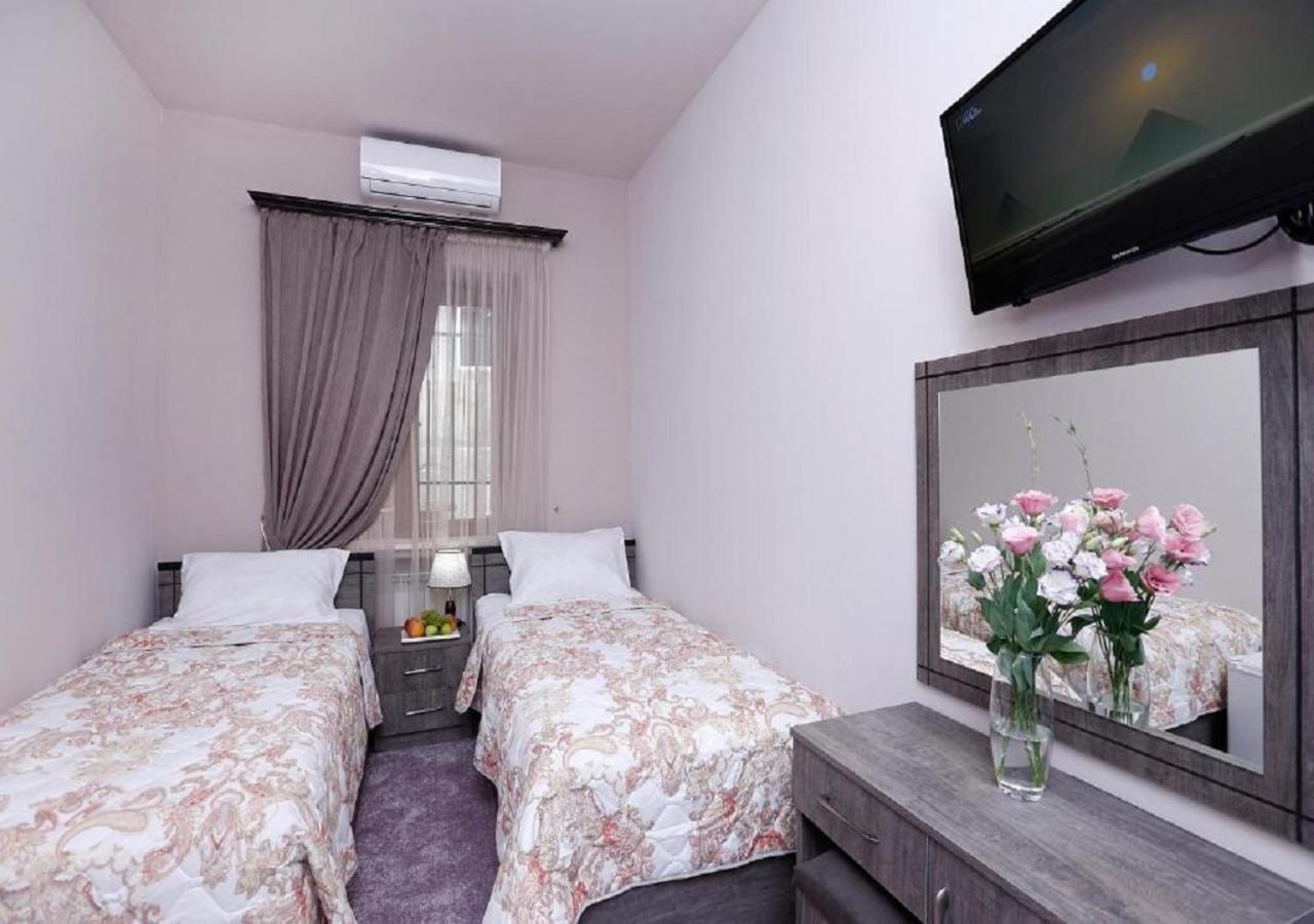 Yard Guesthouse Yerevan Exterior foto